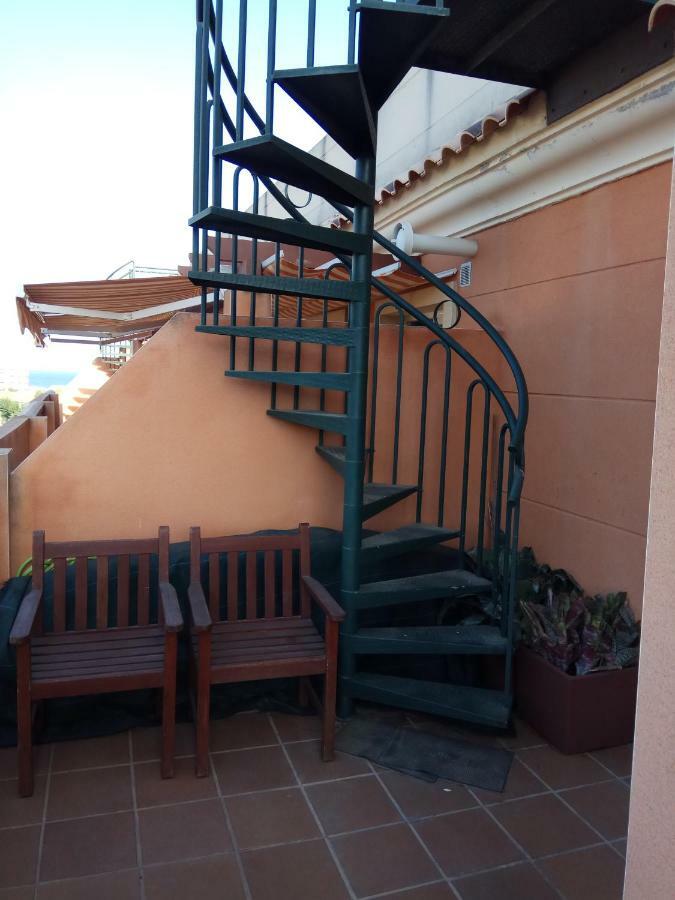 Ferienwohnung Precioso Atico En Torre De Benagalbon A 20 Metros Del Mar. Exterior foto