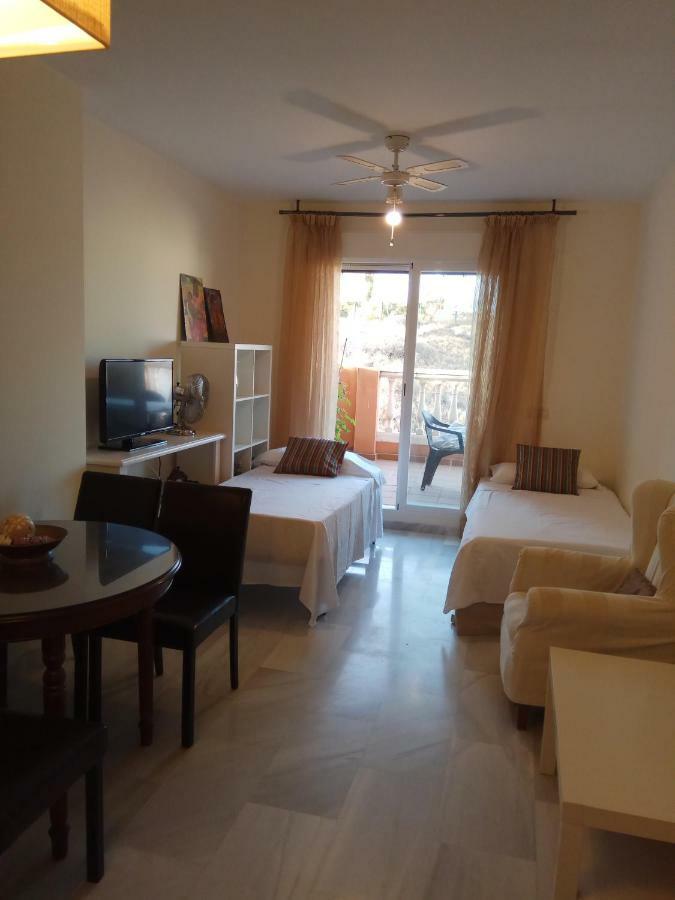 Ferienwohnung Precioso Atico En Torre De Benagalbon A 20 Metros Del Mar. Exterior foto